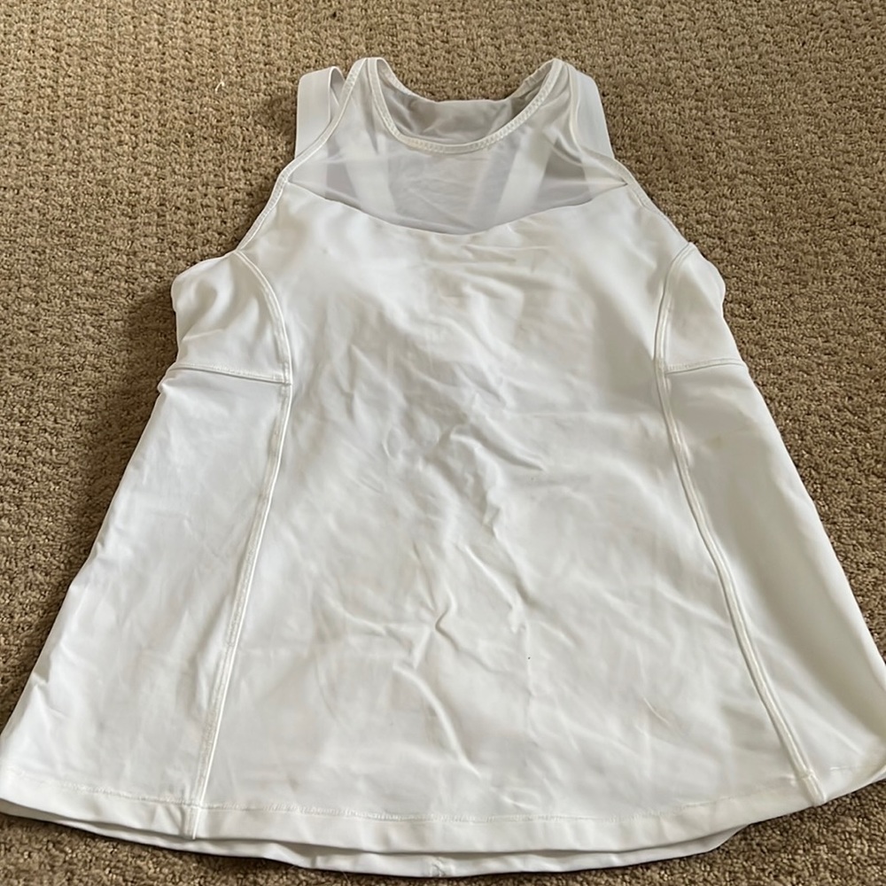 White luon tank
